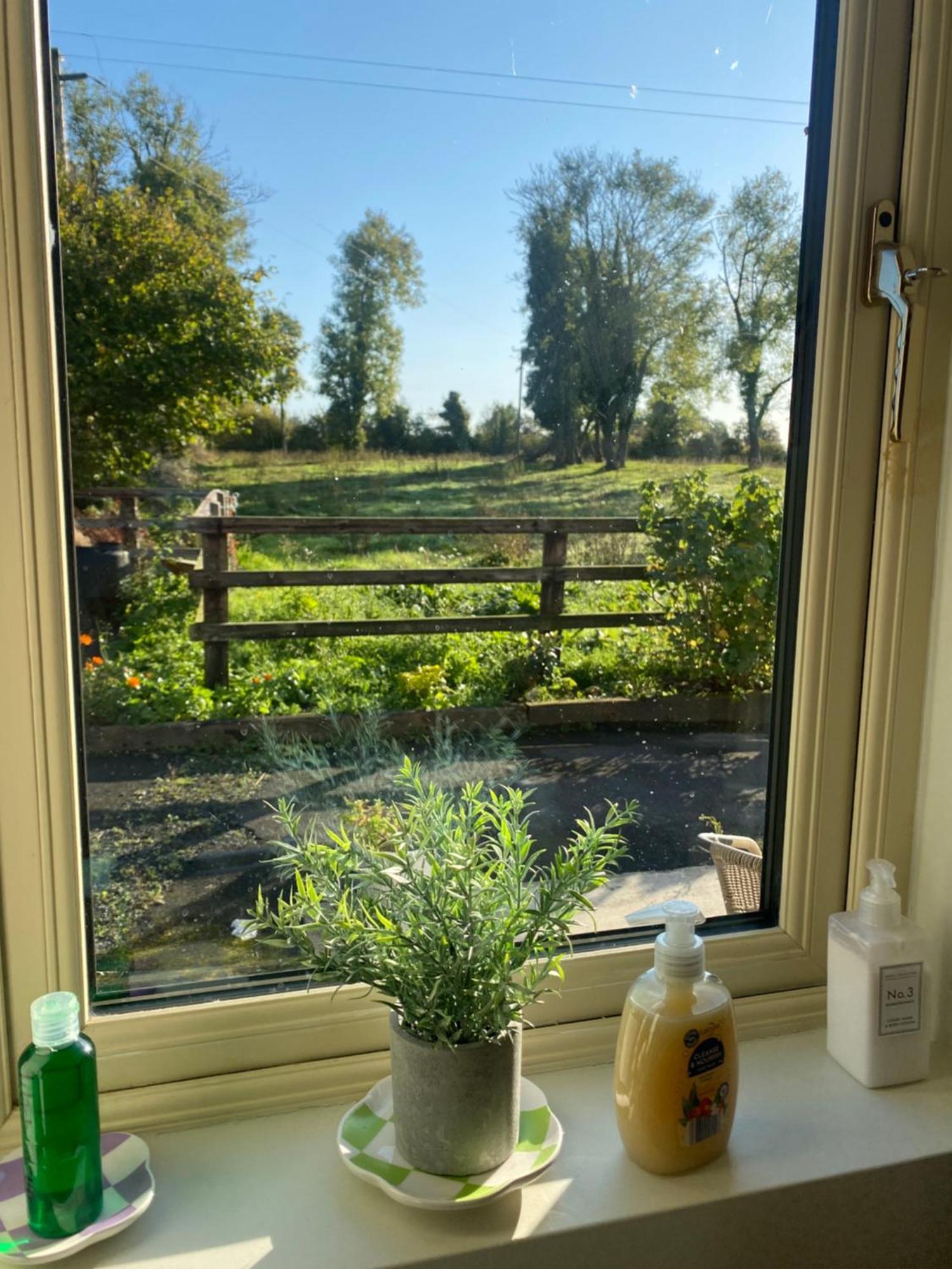 Luxury Country Escape Appartement Ennis Buitenkant foto